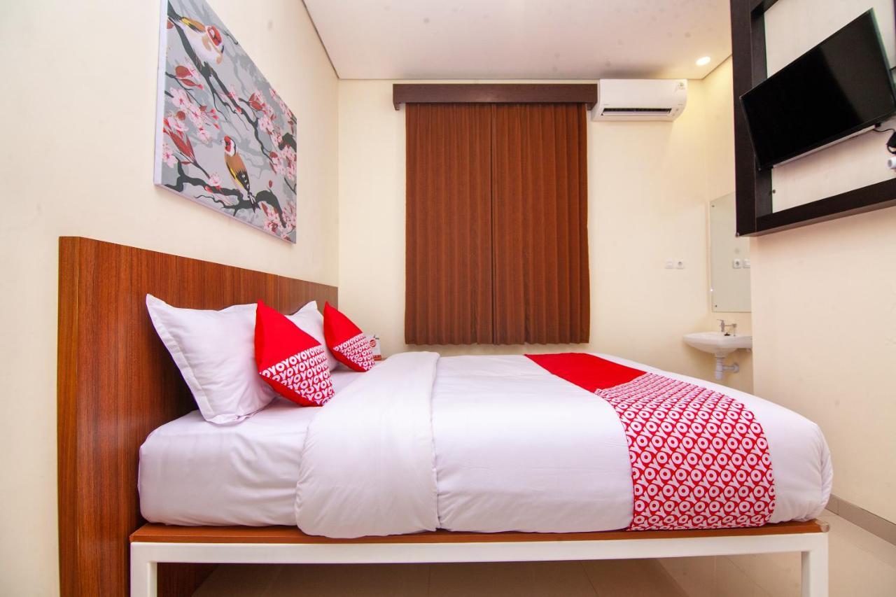 Oyo 2816 Privato Suite Kembaran Luaran gambar