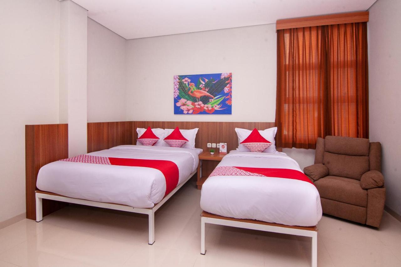 Oyo 2816 Privato Suite Kembaran Luaran gambar