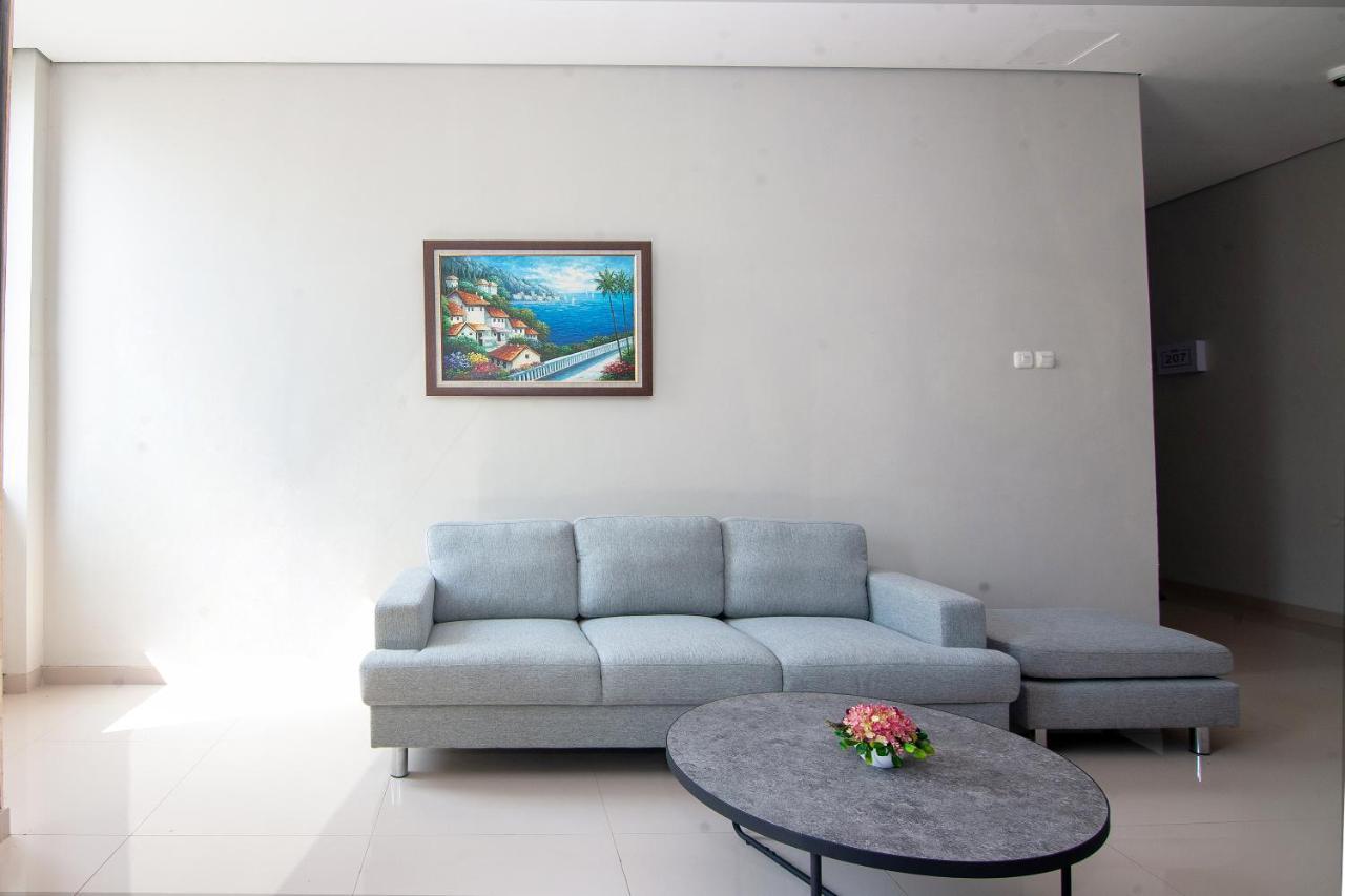 Oyo 2816 Privato Suite Kembaran Luaran gambar